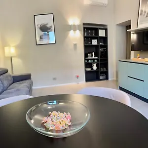 Apartamento Solferino 37, Milán